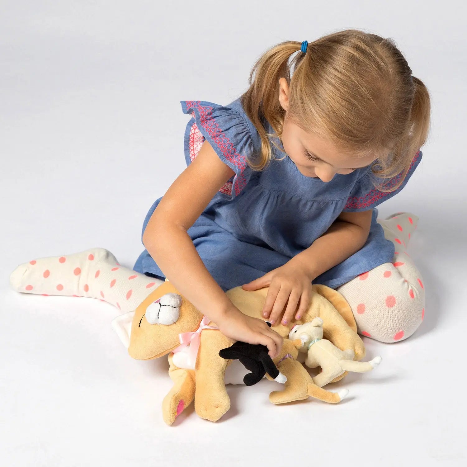 Stuffed Animal, Nursing Nina cat – Manhattan Toy