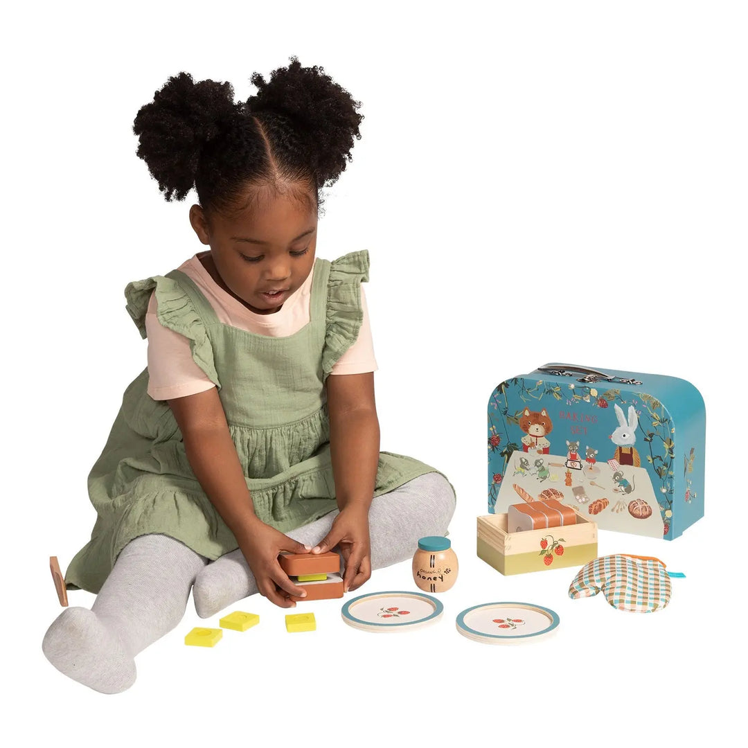 Tender Leaf Toys Wooden Children's Home Baking Set